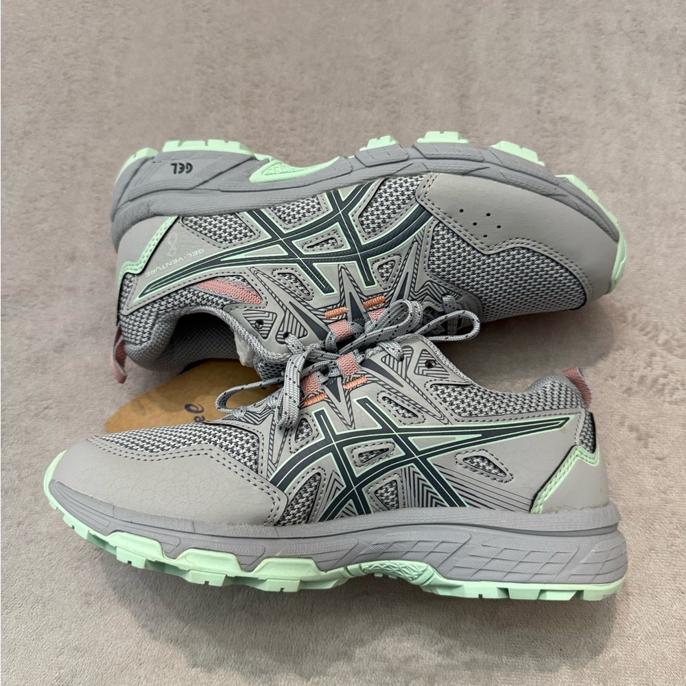 ASICS GEL Venture 6 Women’s Size 6W Wide Trail Running Shoes NWT Damaged Box - Picture 2 of 7